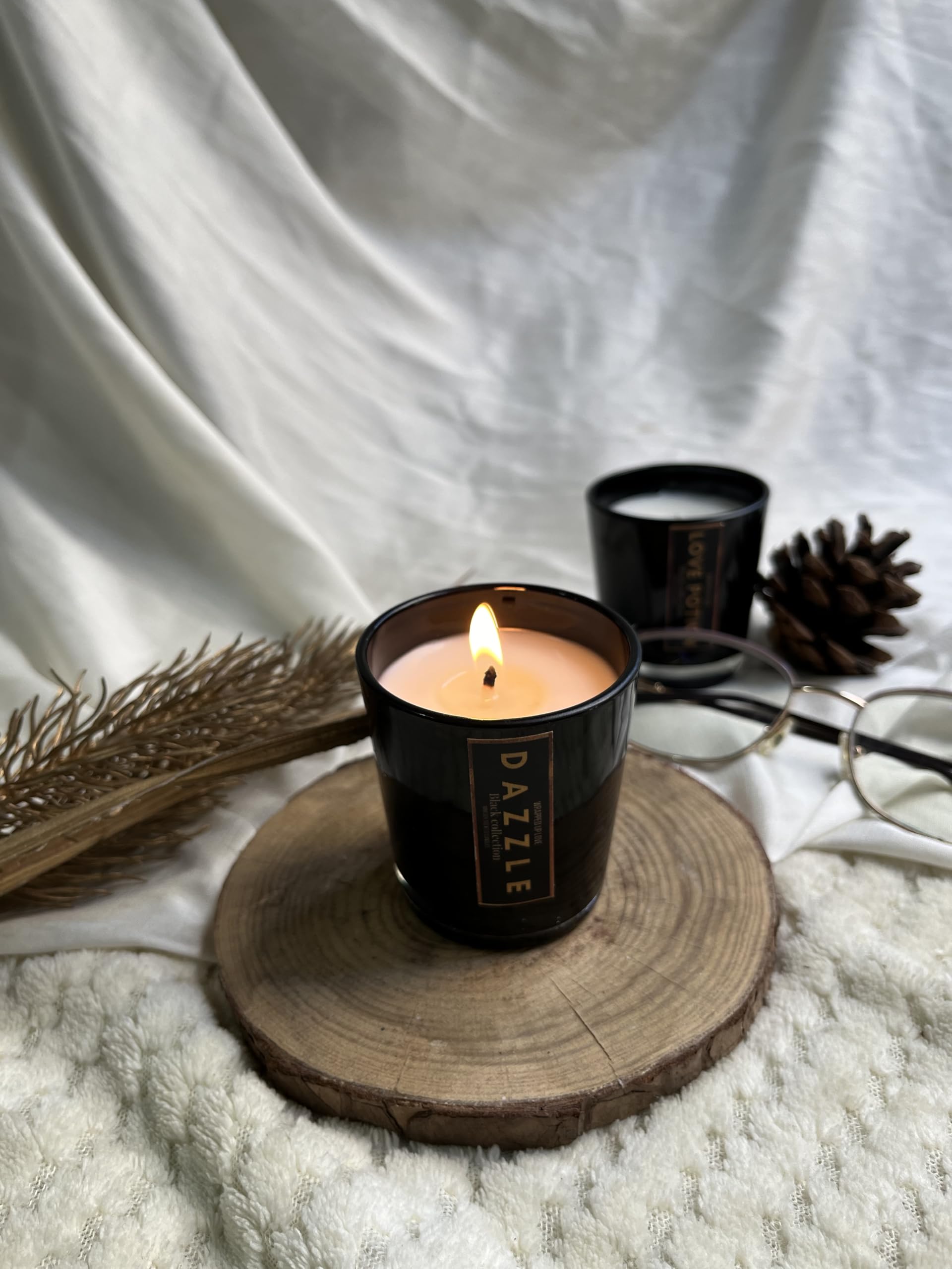 Wrapped up Love Dazzle Scented Candle: Black Collection, 60g, 15+